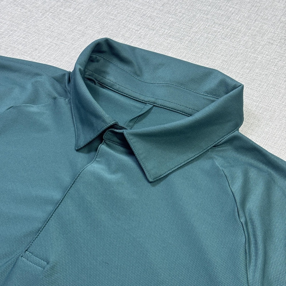 Lululemon Polo Shirt Mens M Green Mesh Breathable Moisture Wicking Golf Collared